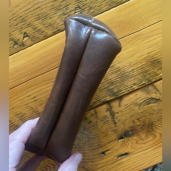 Portland Leather Goods Classic Brown
Luna Zippered Pouch - Picture 9 of 13